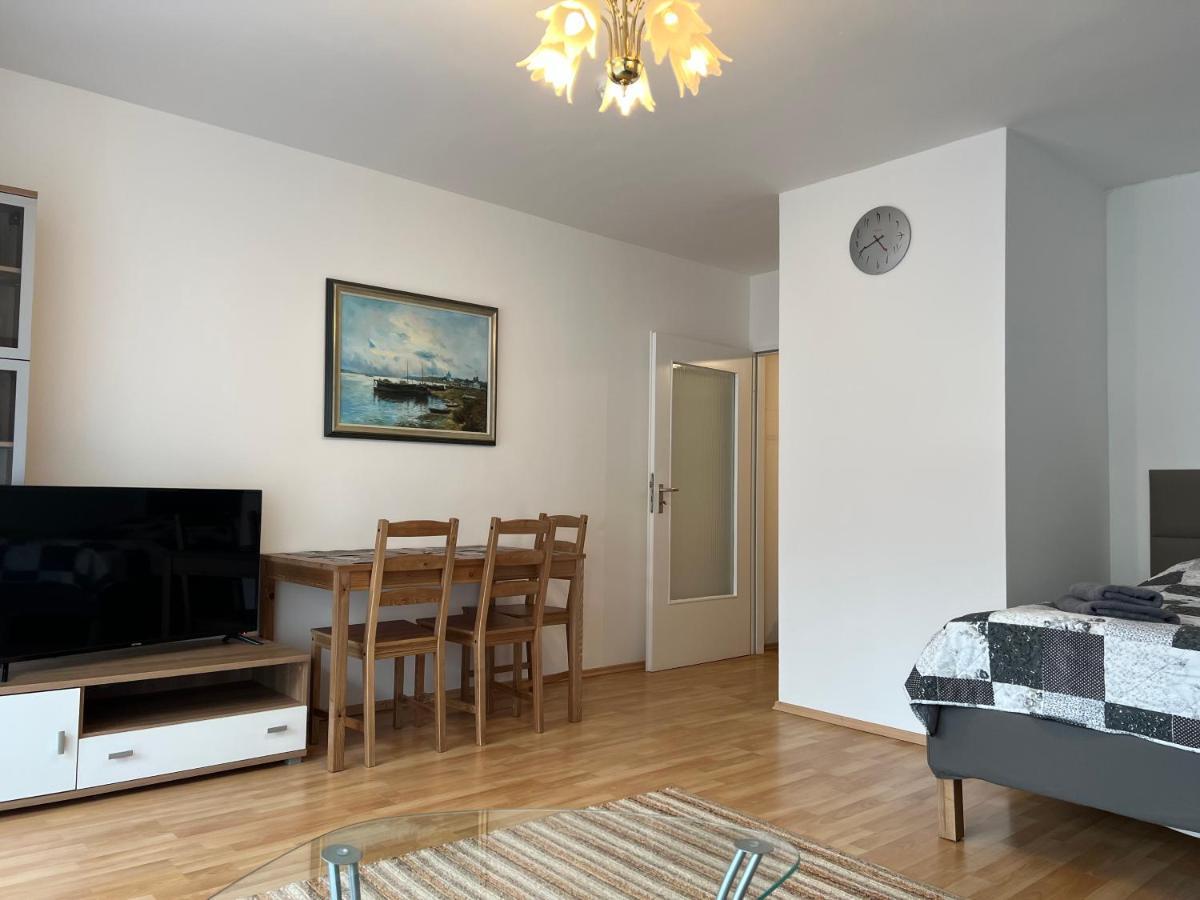 Ferienwohnung Am Konigsplatz Augusta Esterno foto